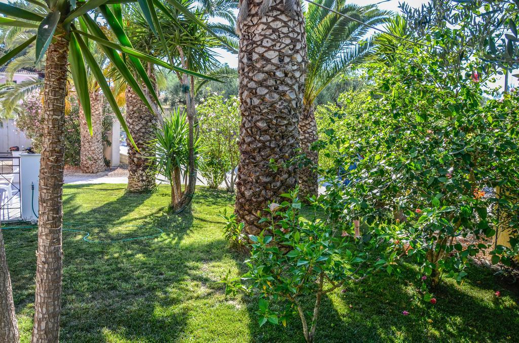 Olive Grove Apts Lithakia  Ngoại thất bức ảnh