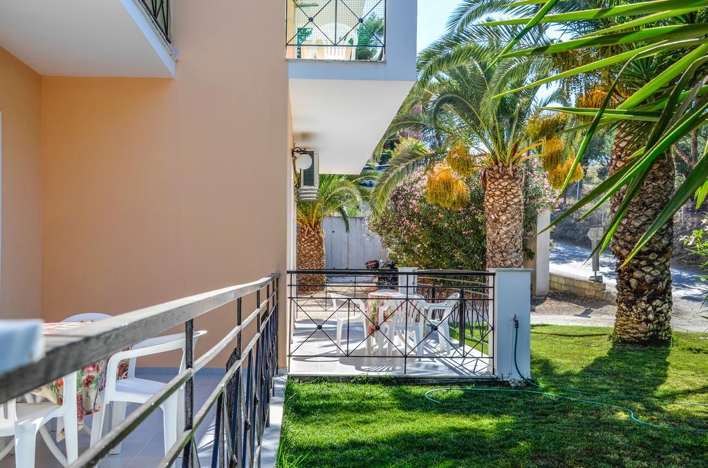 Olive Grove Apts Lithakia  Ngoại thất bức ảnh